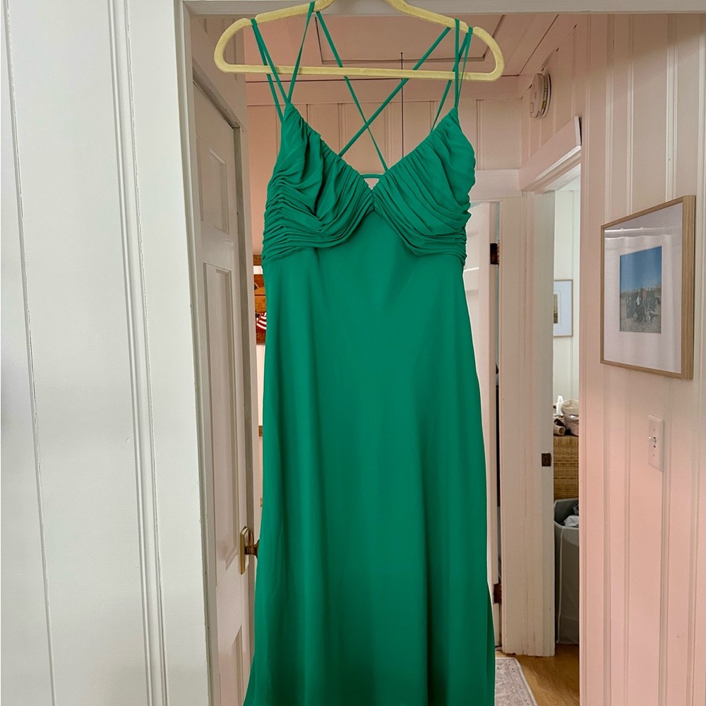Elegant Green Strappy Dress